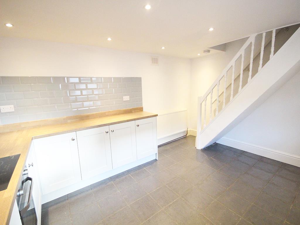 3 bedroom end terrace house To Let in Foulridge, Colne - IMG_4204.jpg